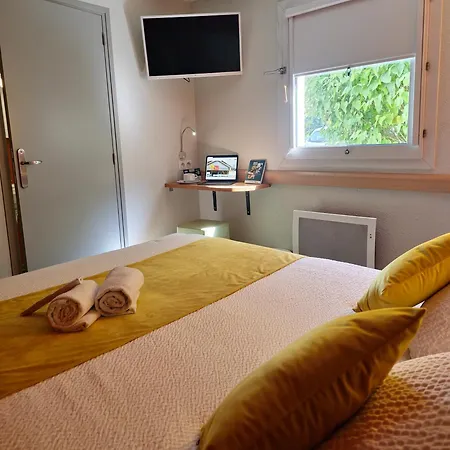 Отель Cit'hotel Design Evry Senart