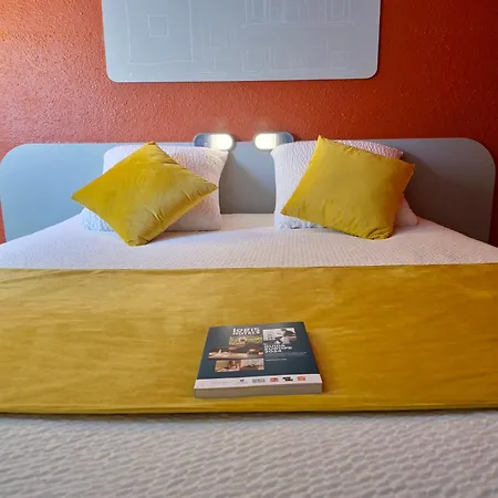 Cit'hotel Design Evry Senart Отель