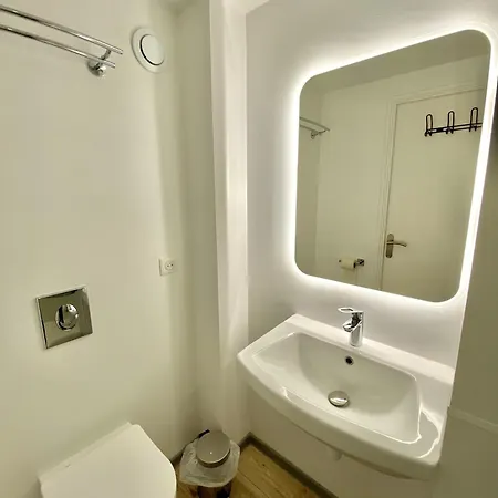 Cit'hotel Design Evry Saint-germain-lès-corbeil Sénart Hotel Saint-Germain-lès-Corbeil