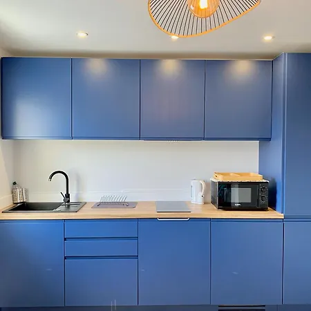 Cit'hotel Design Evry Senart Отель 2*