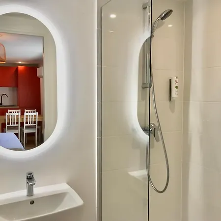 Cit'hotel Design Evry Saint-germain-lès-corbeil Sénart 2*