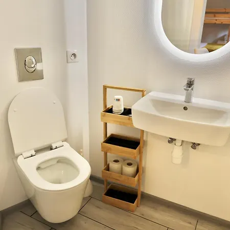 Отель Cit'hotel Design Evry Senart 2*