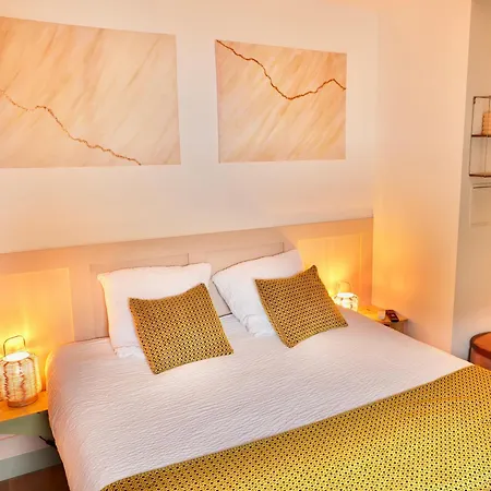 Отель Cit'hotel Design Evry Senart