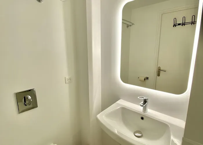 Cit'hotel Design Evry Senart Отель Сен-Жермен-ле-Корбей
