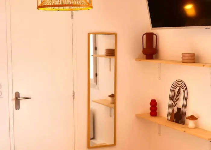 Cit'hotel Design Evry Senart Hotel