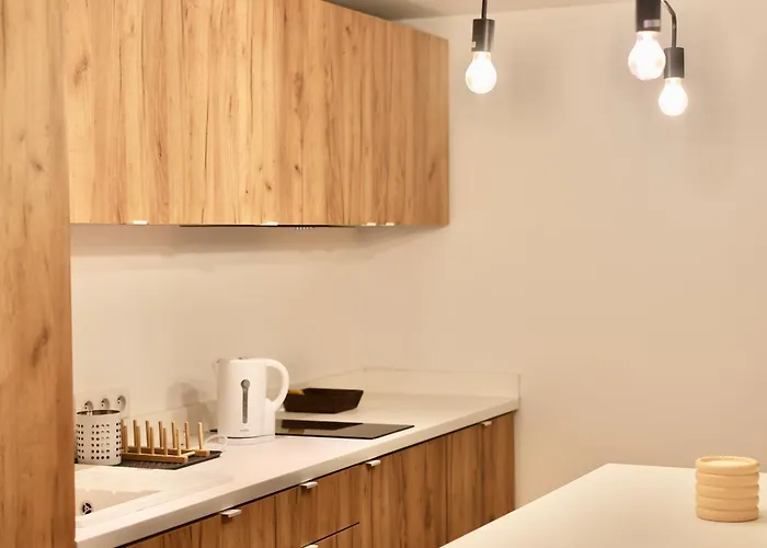 Отель Cit'hotel Design Evry Senart 2*