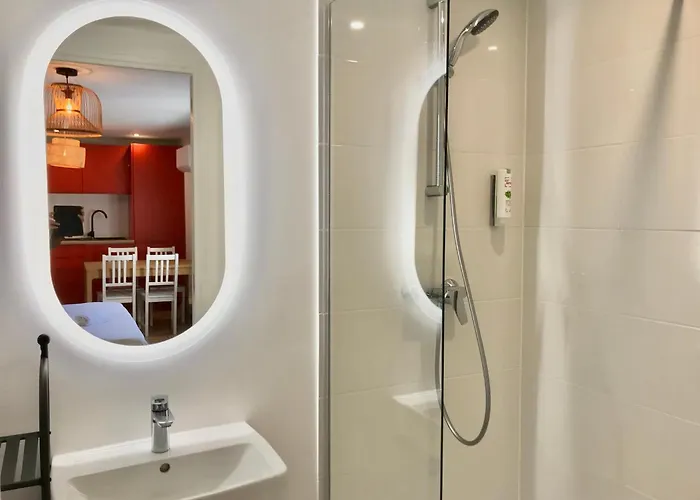 Cit'hotel Design Evry Senart 2*