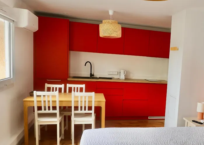 Cit'hotel Design Evry Senart 호텔 2*